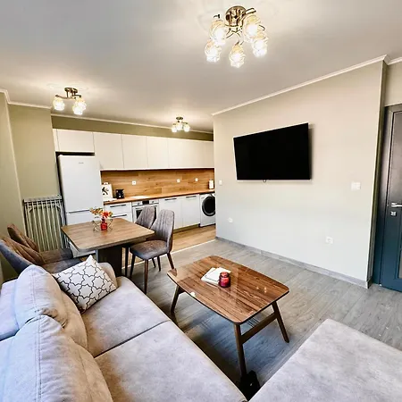 Appartamento 2br Centralside Retreat With Free Private Parking