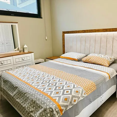 Appartamento 2br Centralside Retreat With Free Private Parking