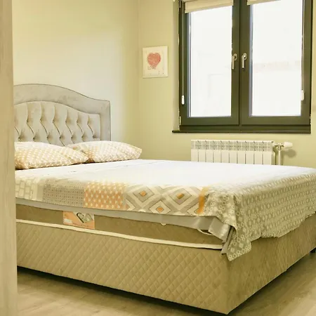 Apartment 2br Centralside Retreat With Free Private Parking Plovdiv