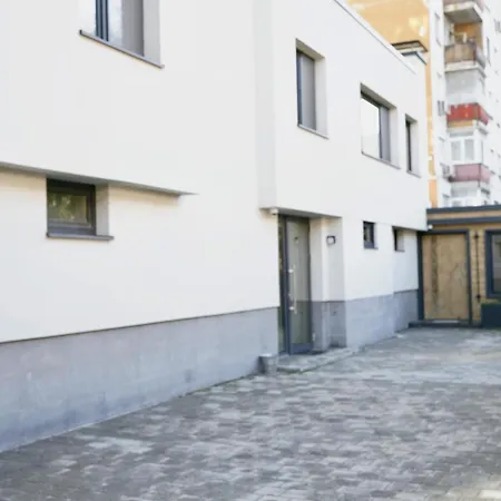 דירה 2br Centralside Retreat With Free Private Parking *