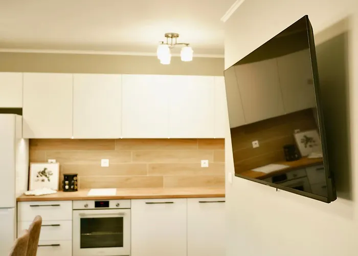 2br Centralside Retreat With Free Private Parking *