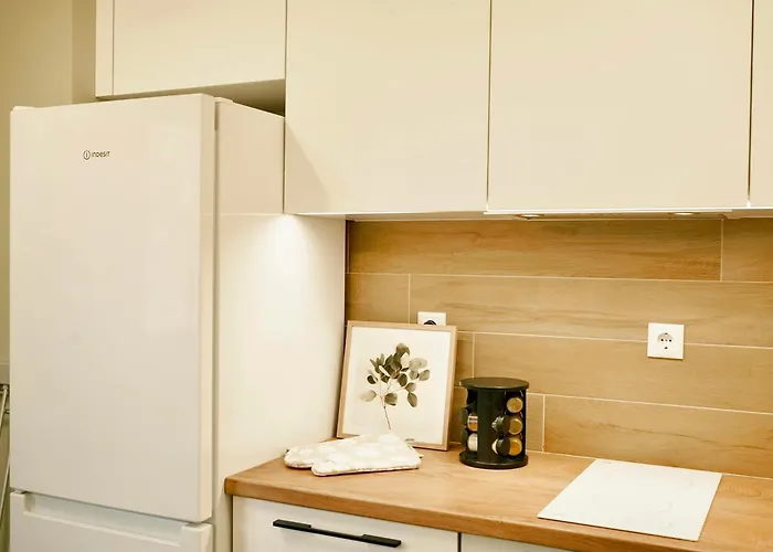 2br Centralside Retreat With Free Private Parking