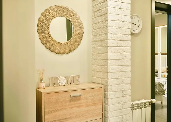 2br Centralside Retreat With Free Private Parking 公寓